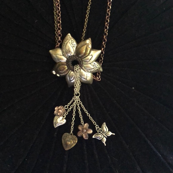 Unique necklace - Picture 3 of 3